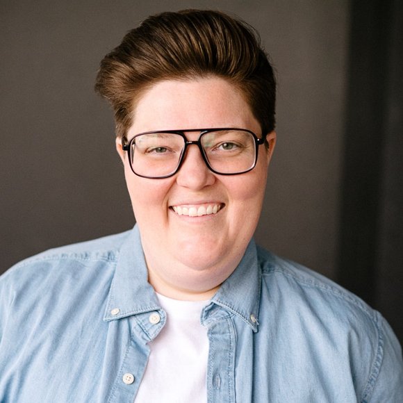 Meet your Posher, Tricia - Picture 1 of 1